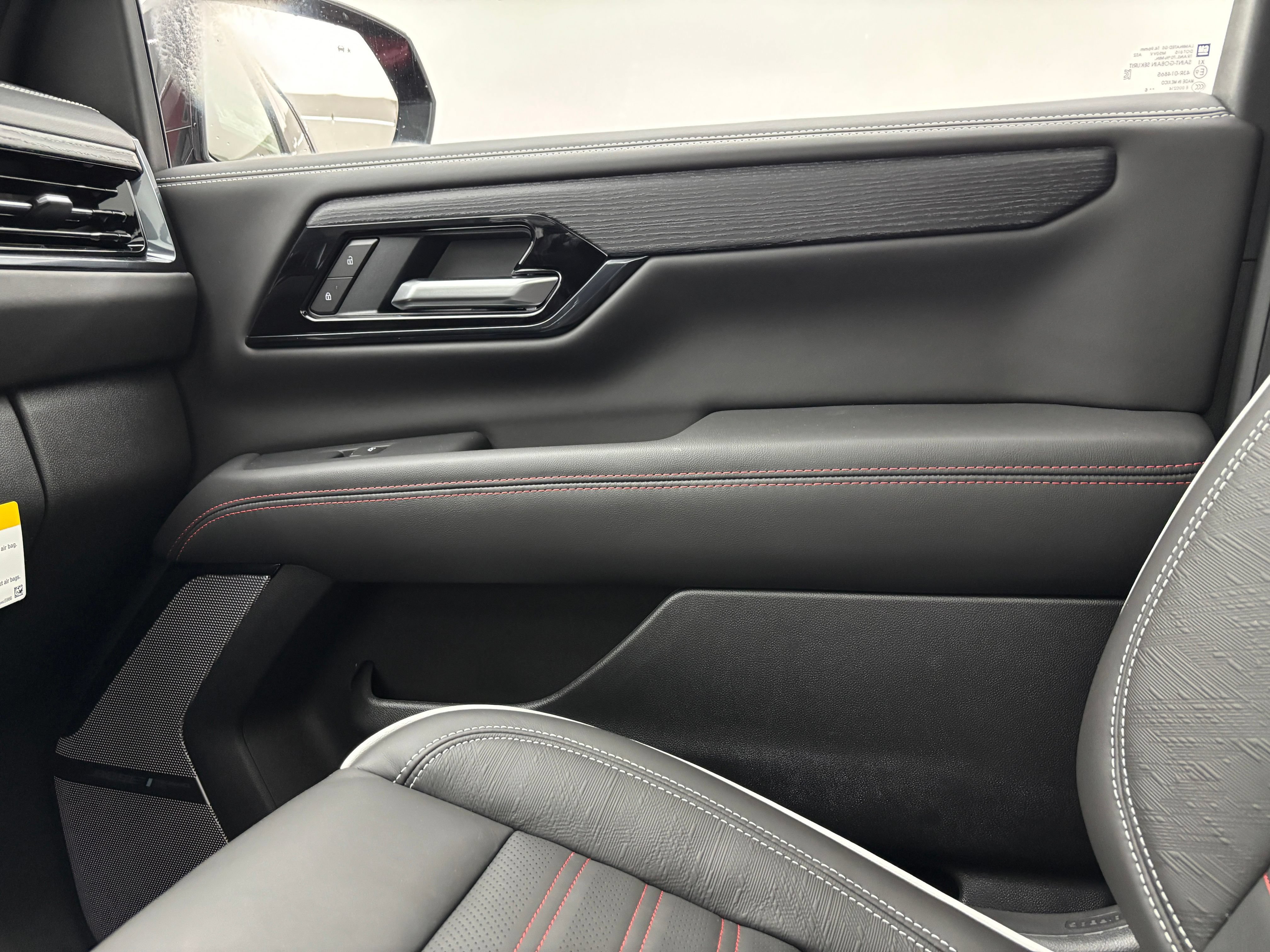 New 2026 GMC Yukon AT4 Ultimate AWD/4WD image 51
