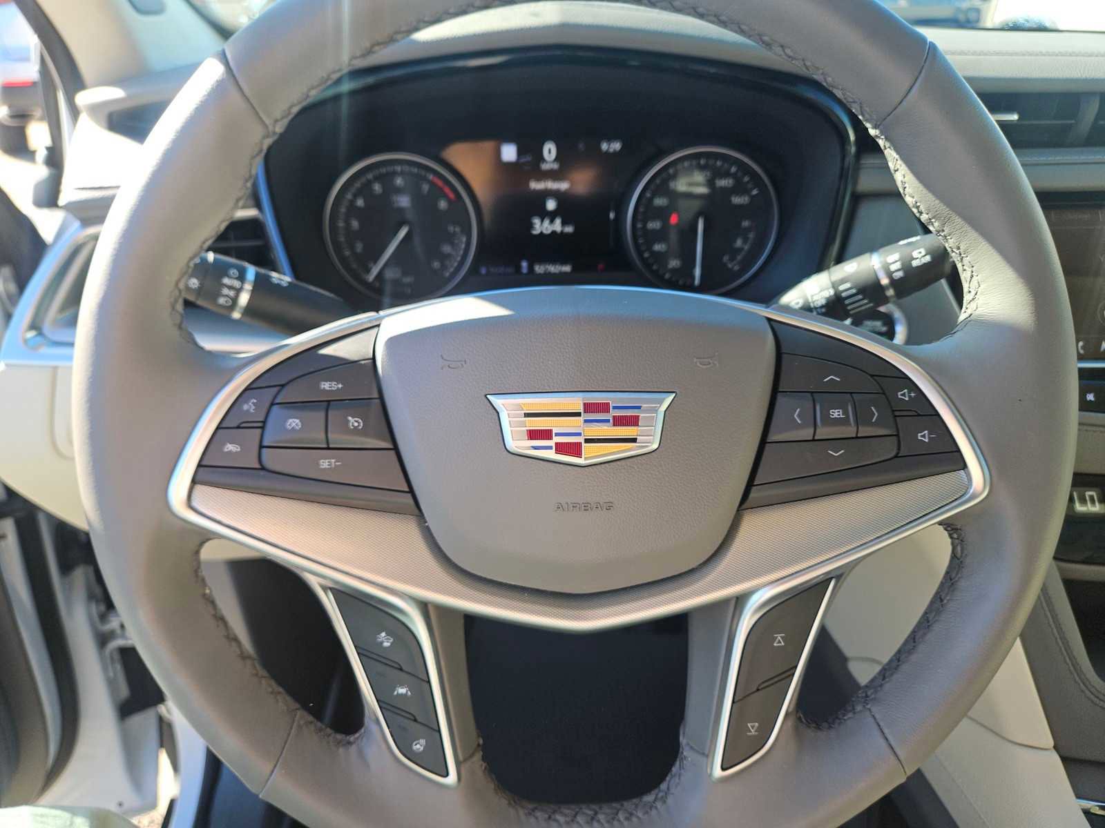 Used 2024 Cadillac XT5 Premium Luxury w/ Technology Package image 16
