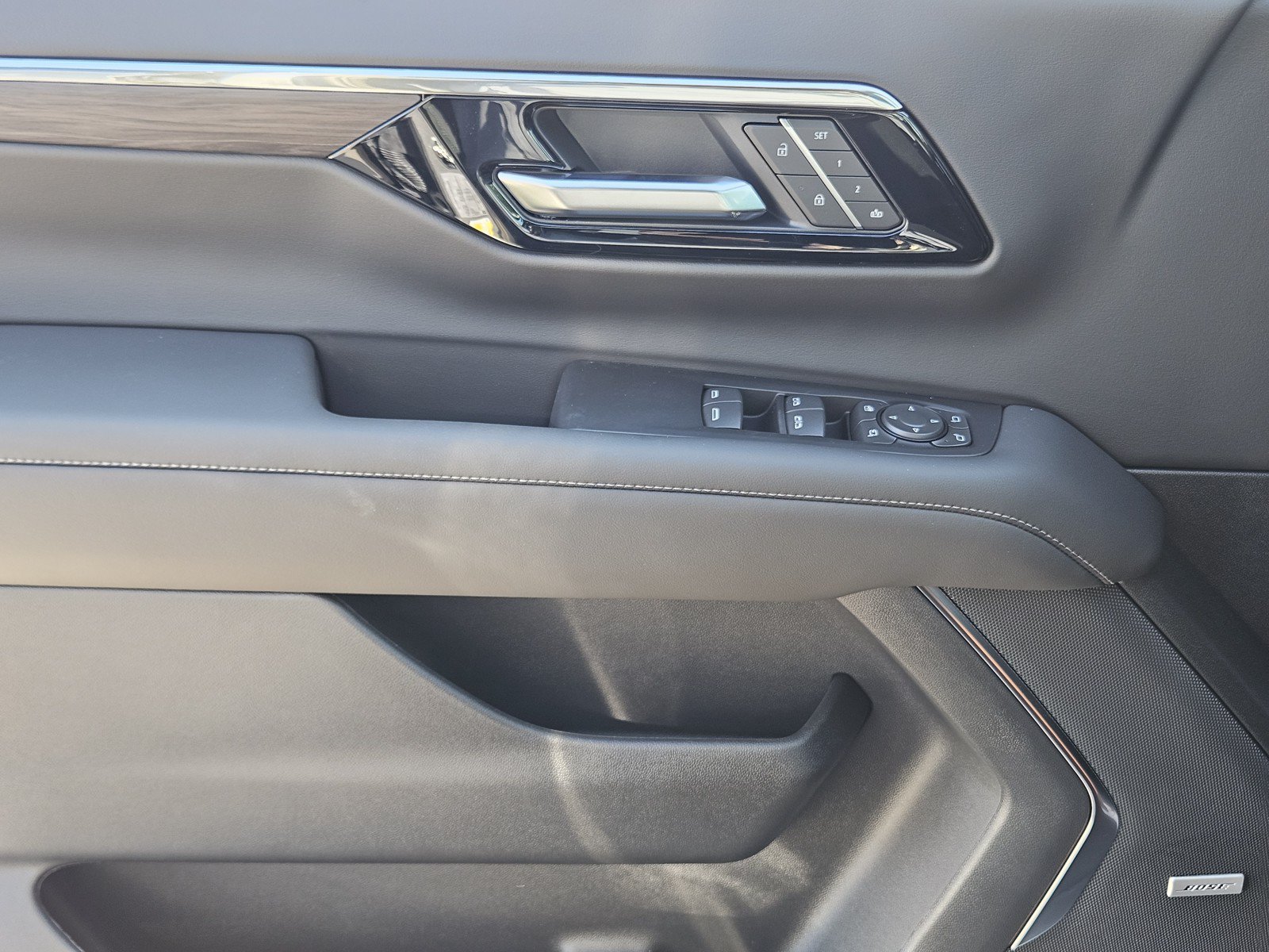 New 2027 Chevrolet Tahoe LT w/ Comfort Package RWD image 16