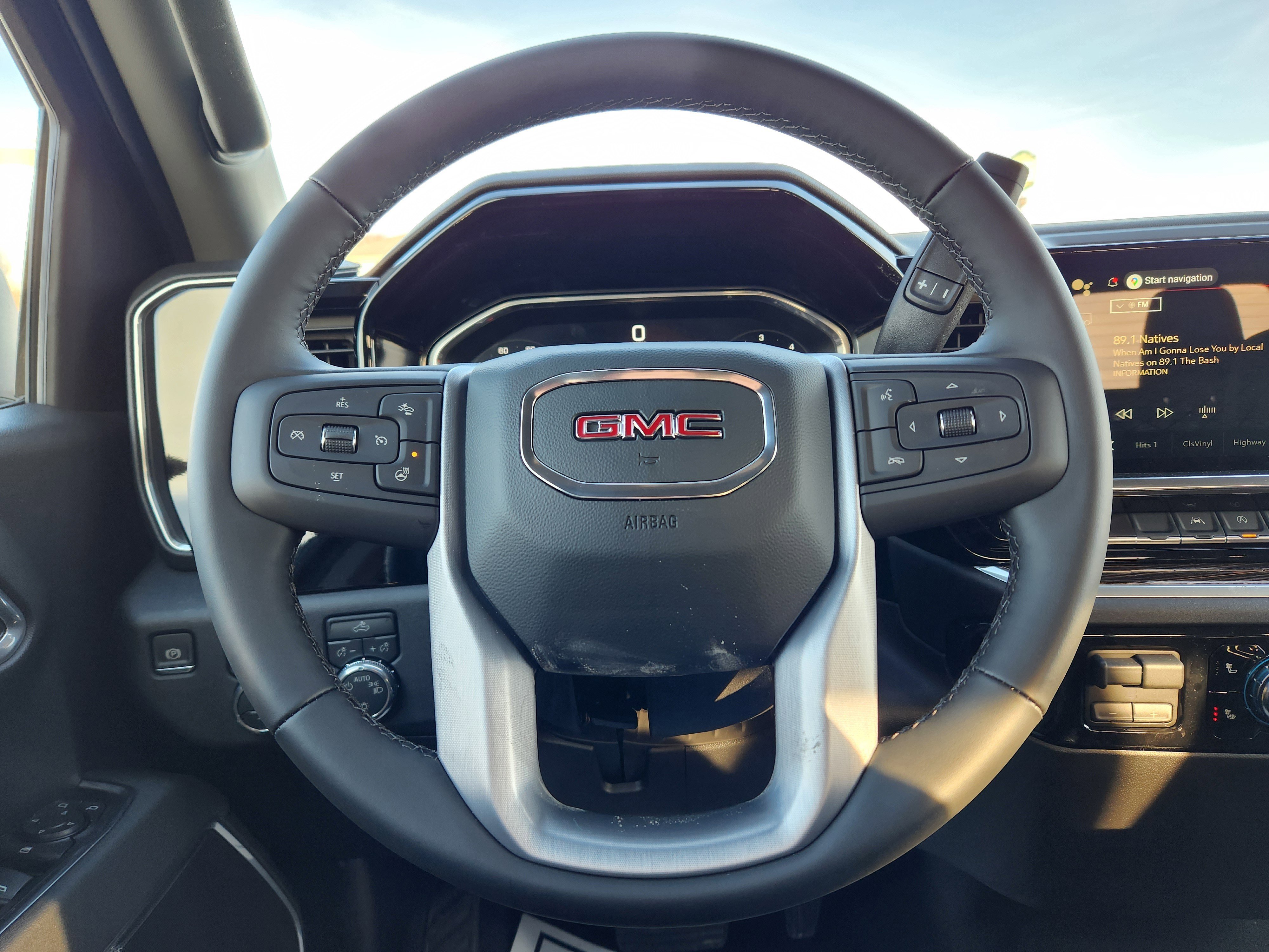 New 2026 GMC Sierra 1500 SLE w/ Preferred Package image 15