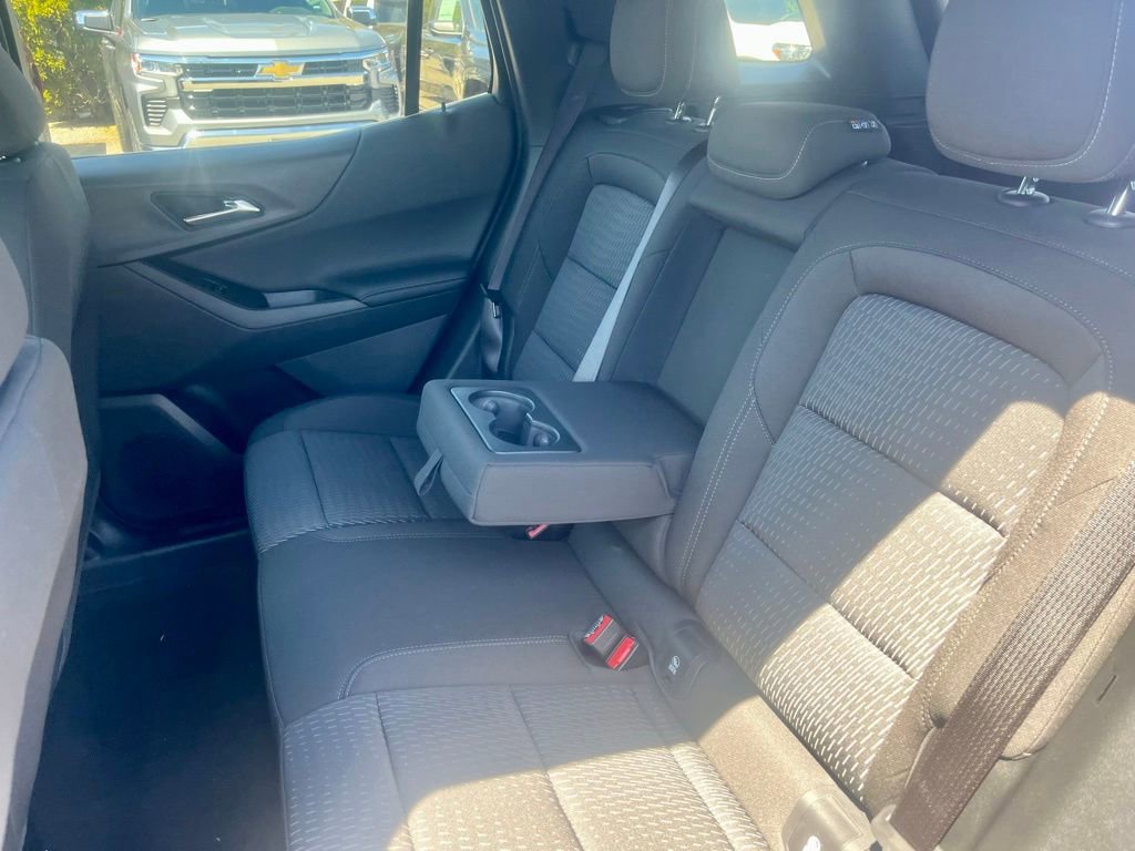 New 2026 Chevrolet Equinox LT w/ Safety and Technology Package AWD/4WD image 26