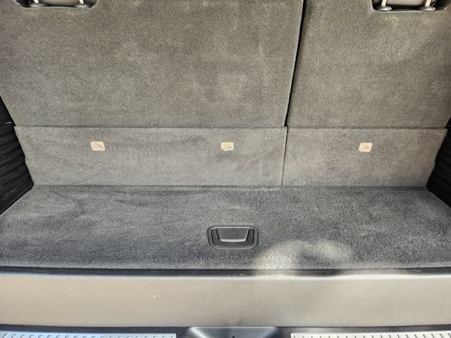 Used 2018 Chevrolet Tahoe LT w/ LT Signature Package AWD/4WD image 33