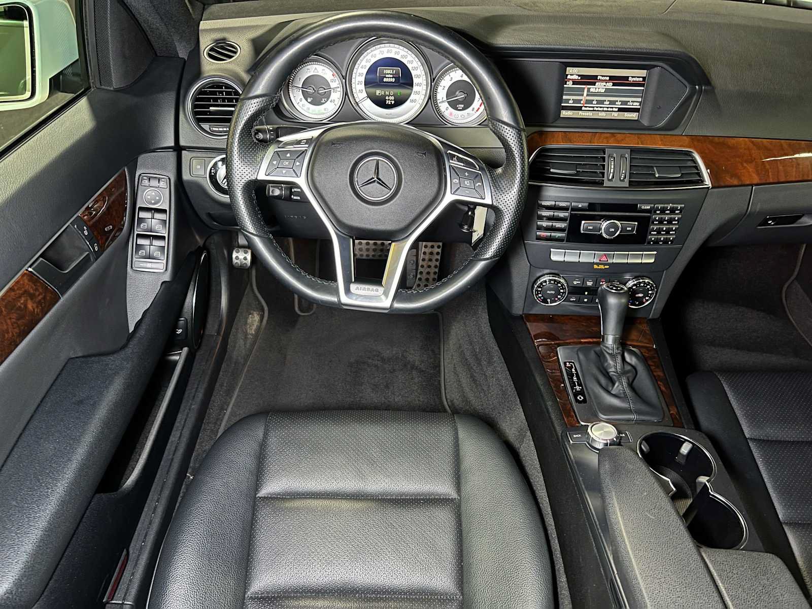 Used 2014 Mercedes-Benz C 250 Sedan image 36