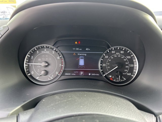 Used 2024 Nissan Armada SL w/ Captain's Chairs Package image 22