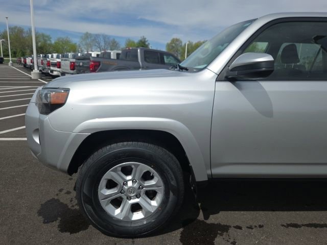Used 2021 Toyota 4Runner SR5 image 18