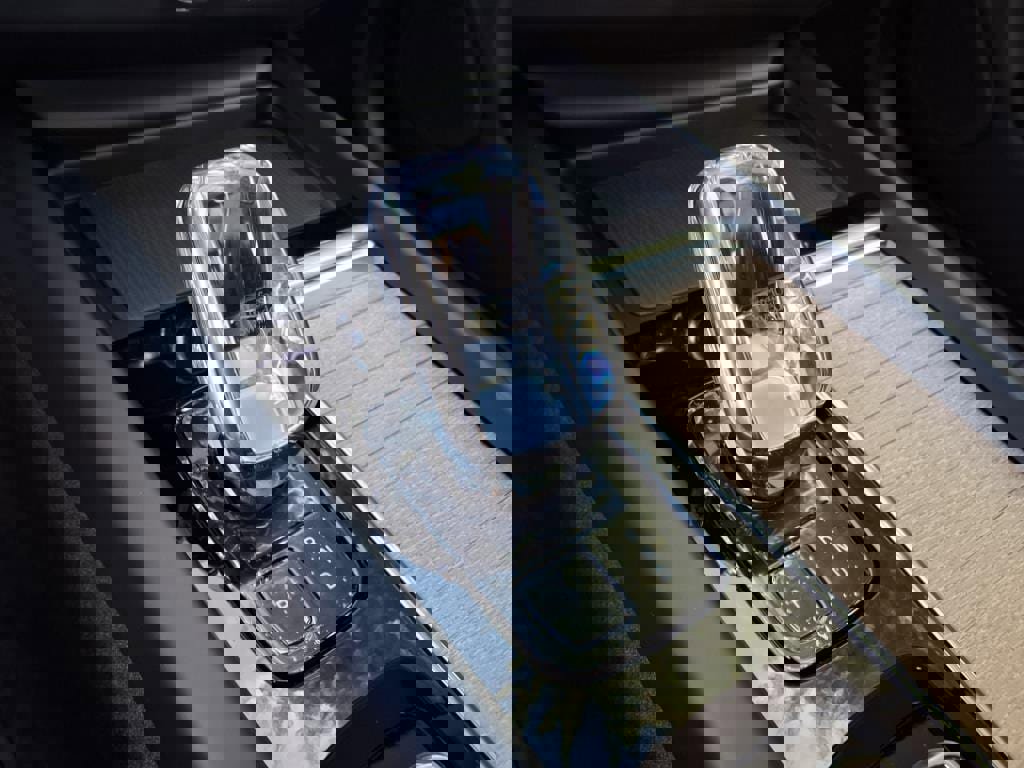 New 2026 Volvo XC60 B5 Plus w/ Protection Package Premier image 18