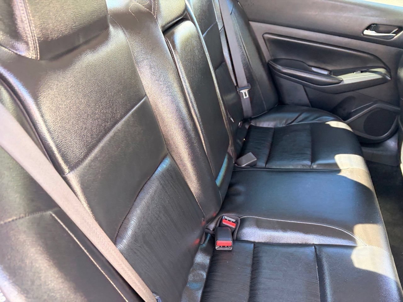Used 2019 Nissan Altima 2.5 SL FWD image 14