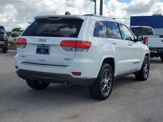 Used 2018 Jeep Grand Cherokee Limited image 6