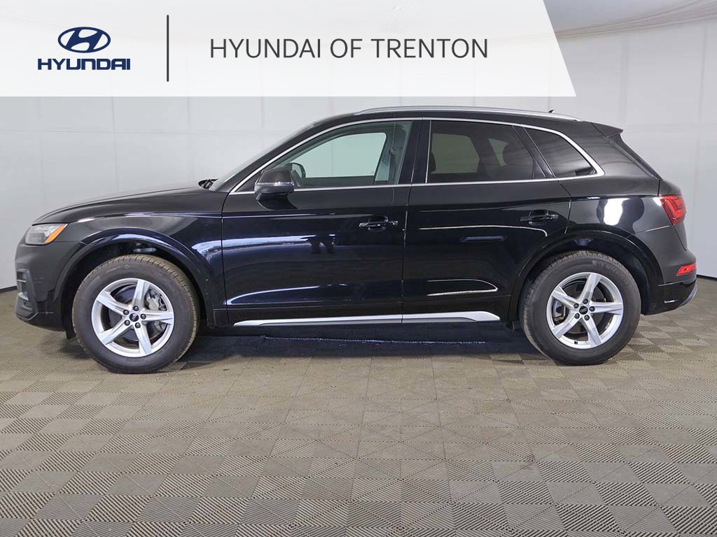 Used 2023 Audi Q5 2.0T Premium w/ Convenience Package AWD/4WD image 13