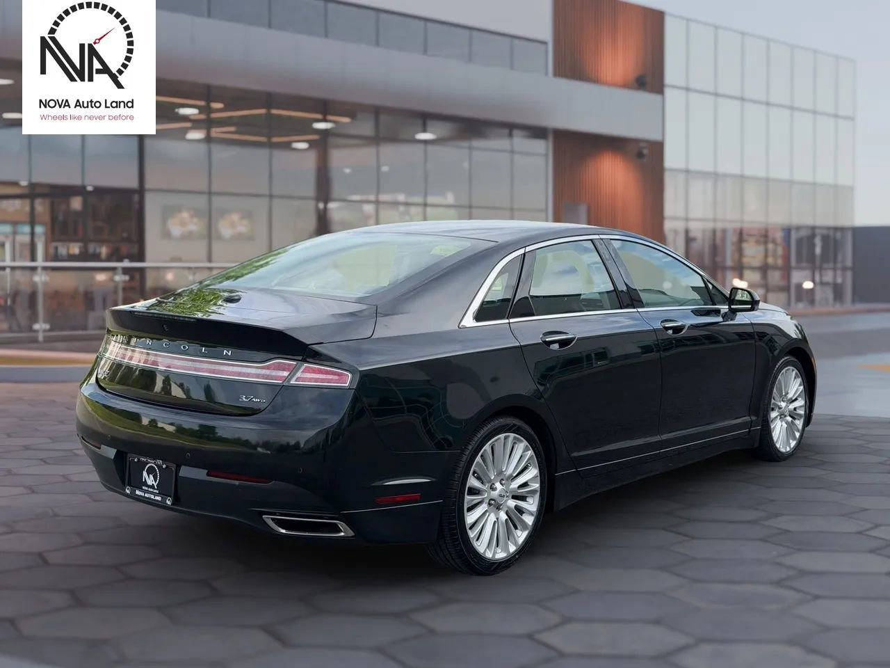 Used 2014 Lincoln MKZ AWD w/ Equipment Group 102A Reserve image 8