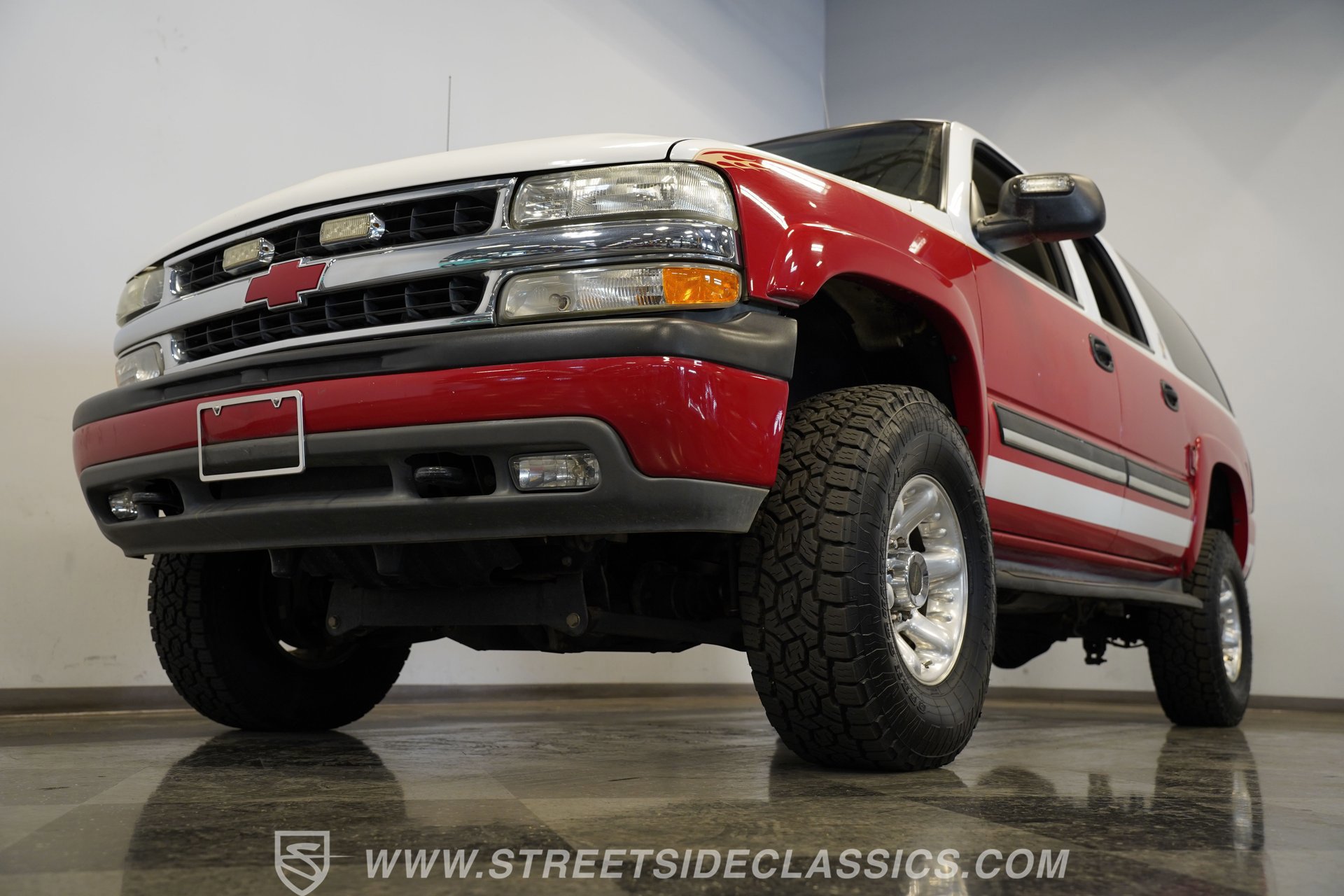 Used 2004 Chevrolet Suburban 2500 AWD/4WD image 21