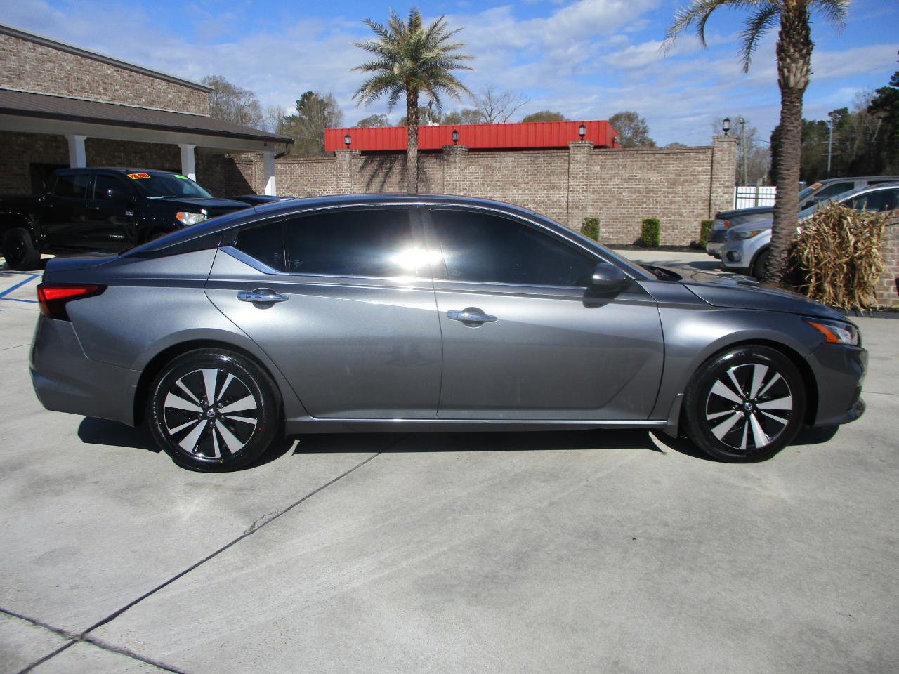 Used 2021 Nissan Altima 2.5 SV image 14