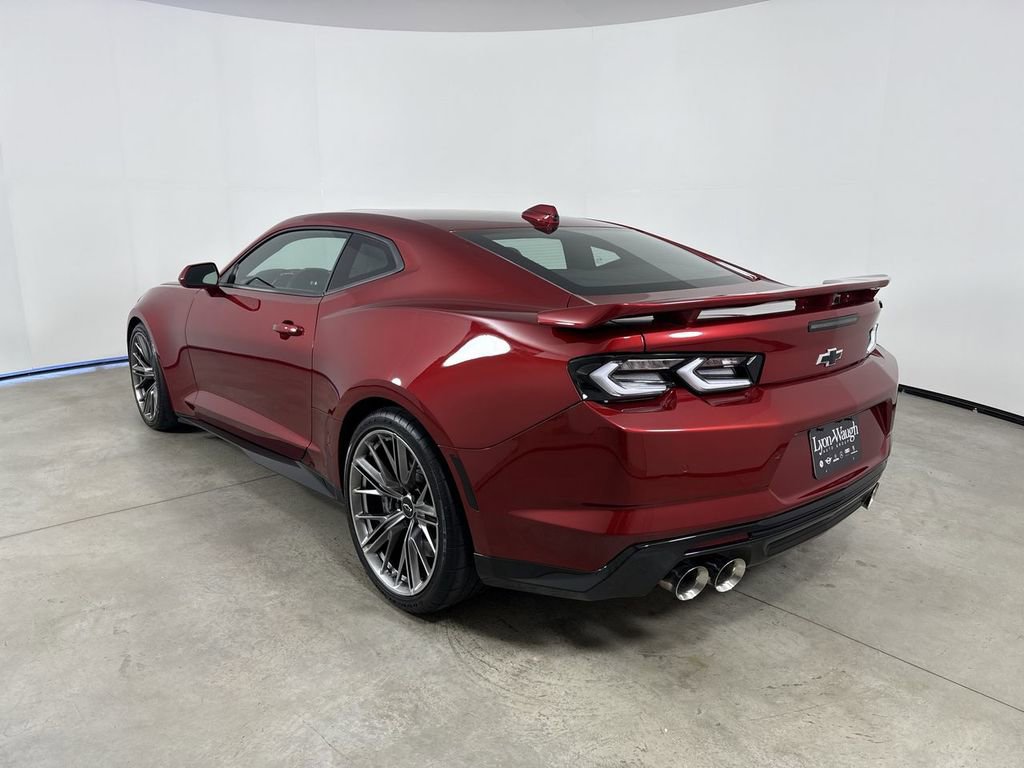 Used 2022 Chevrolet Camaro ZL1 image 3