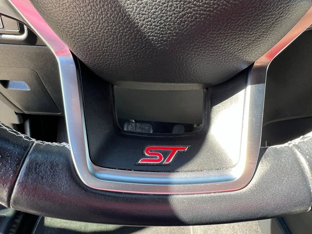 Used 2022 Ford Explorer ST w/ ST Street Pack image 50