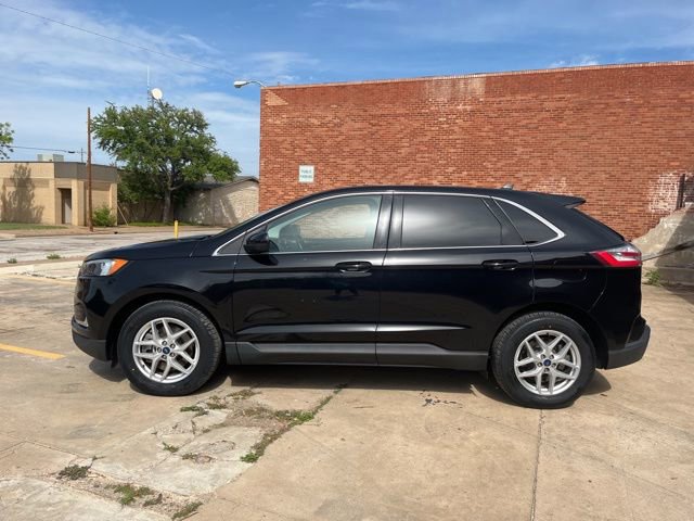 Used 2022 Ford Edge SEL w/ Convenience Package AWD/4WD image 2