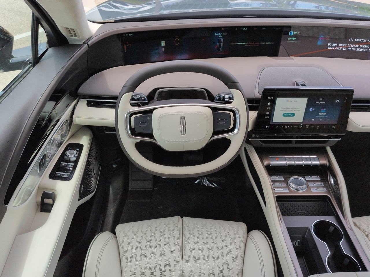 New 2026 Lincoln Nautilus Black Label w/ Jet Appearance Package AWD/4WD image 16