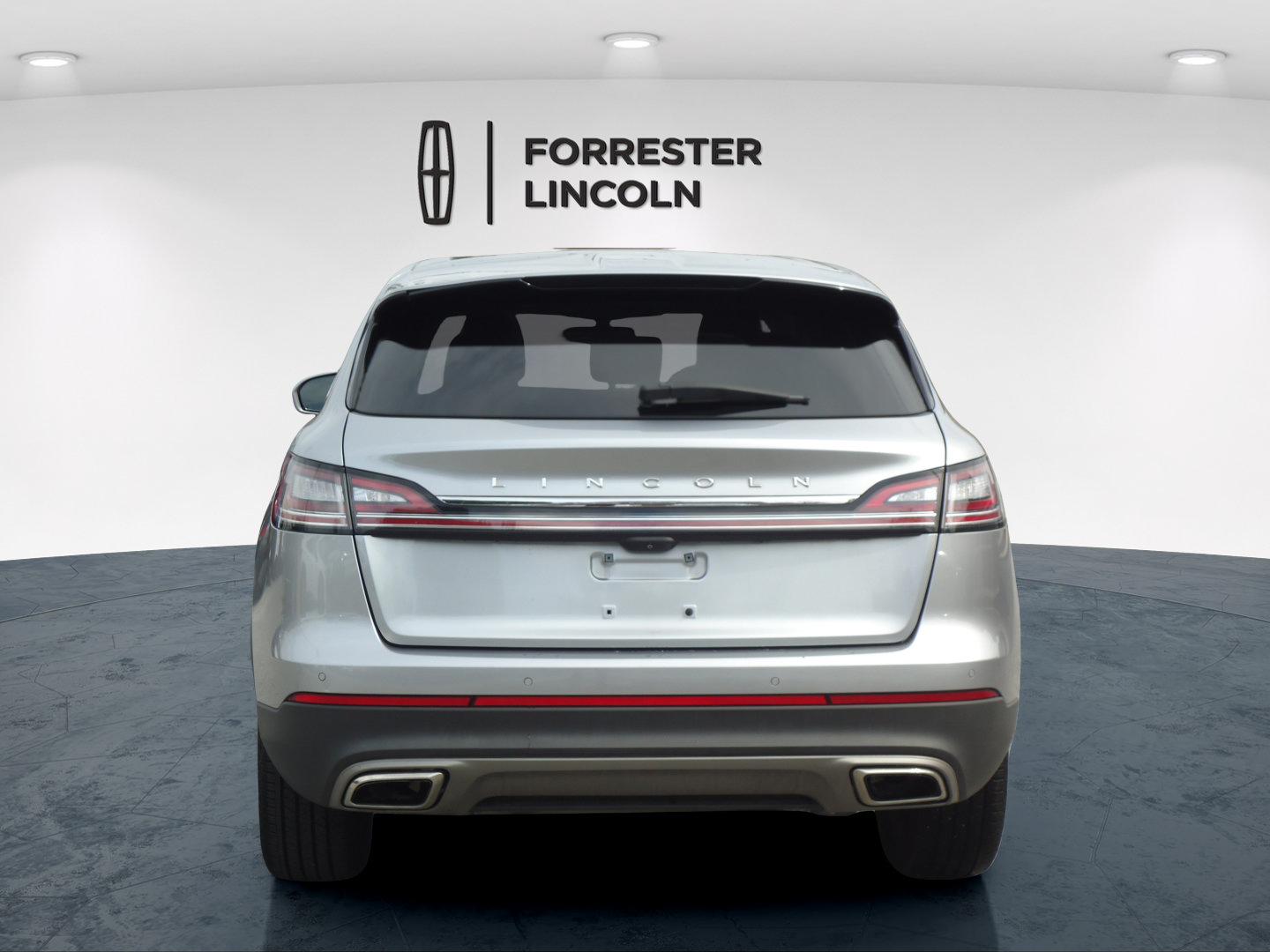 Certified 2023 Lincoln Nautilus Reserve AWD/4WD image 4