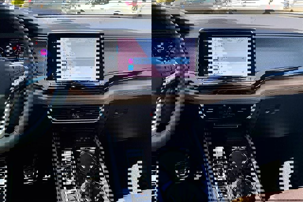 New 2026 Volkswagen Atlas Cross Sport SEL R-Line AWD/4WD image 5