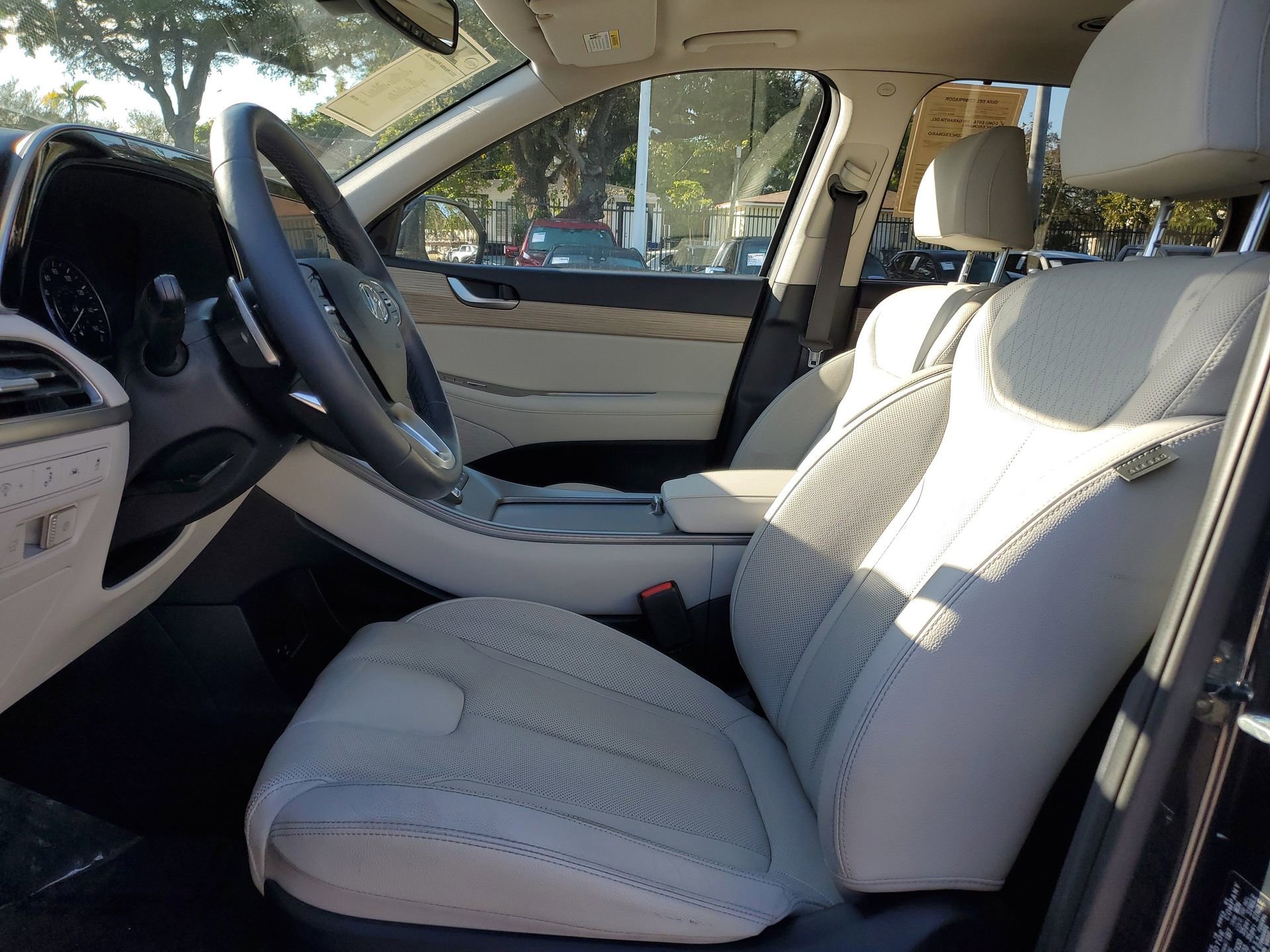 Used 2021 Hyundai Palisade SEL w/ Premium Package image 21