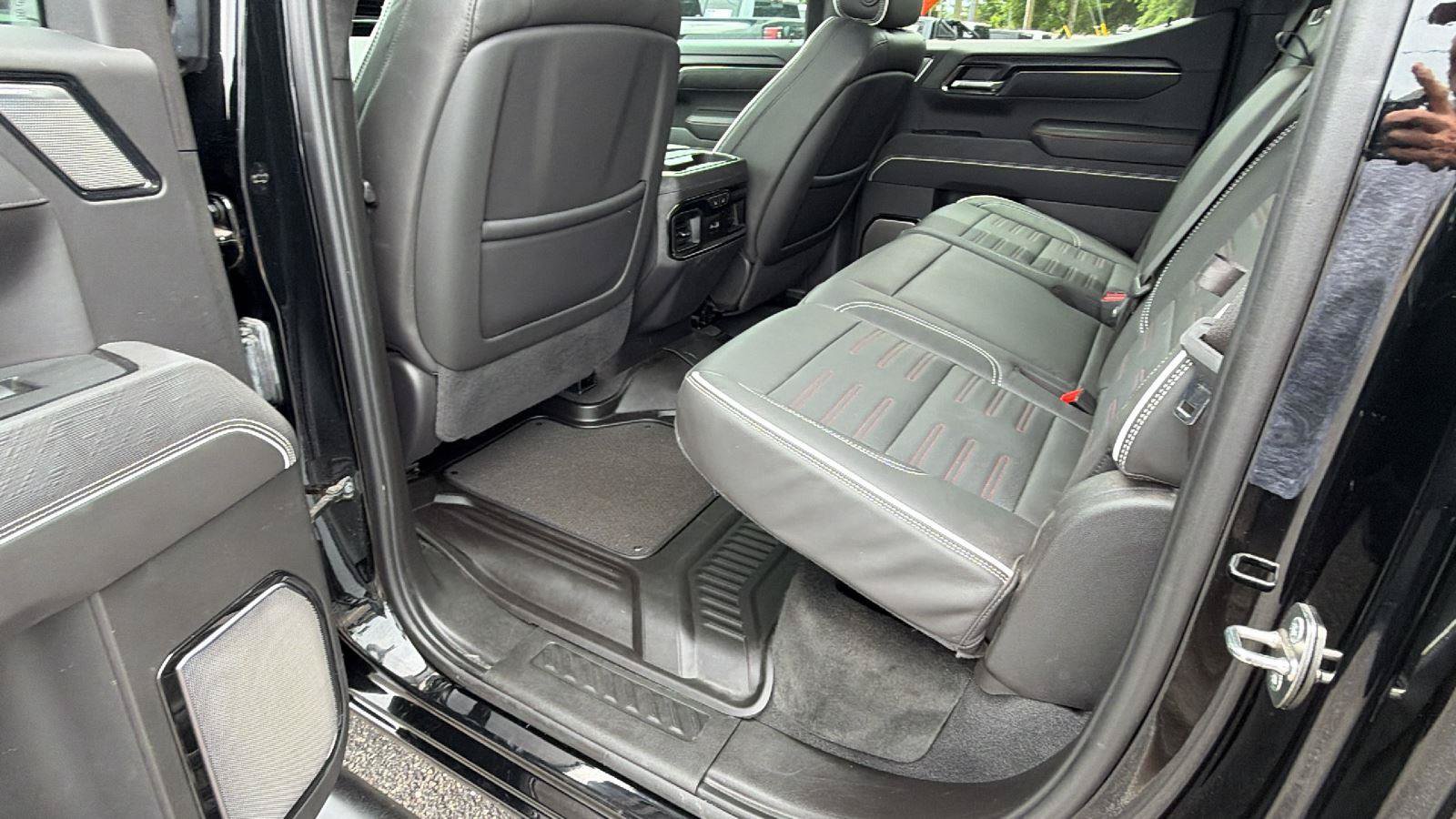 Used 2024 GMC Sierra 1500 AT4X AWD/4WD image 21