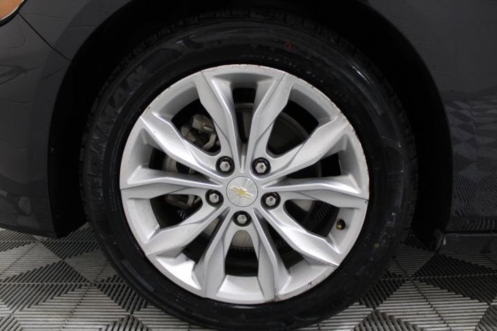 Used 2023 Chevrolet Malibu LT image 44