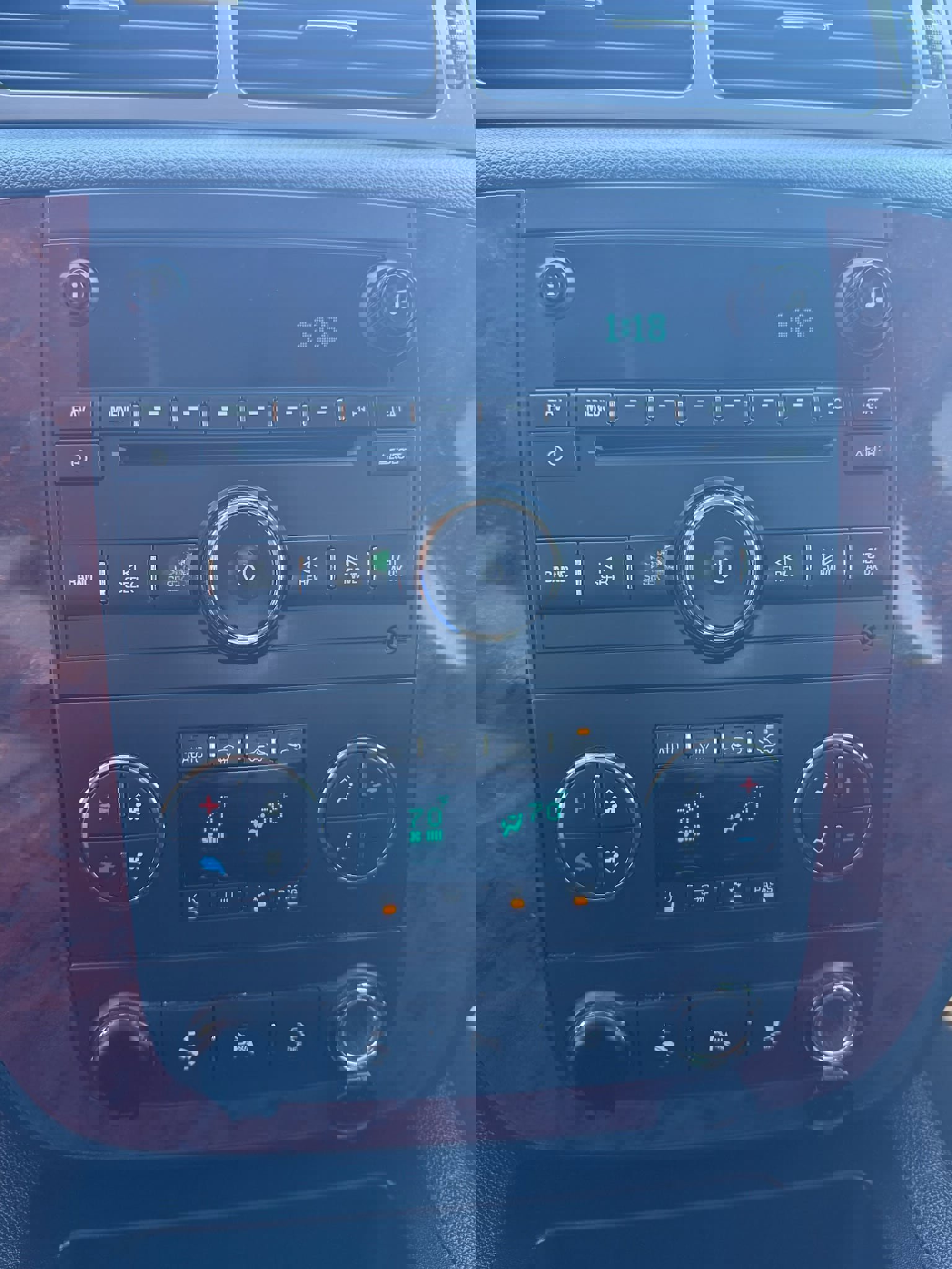 Used 2013 Chevrolet Avalanche LT w/ All-Star Edition image 13