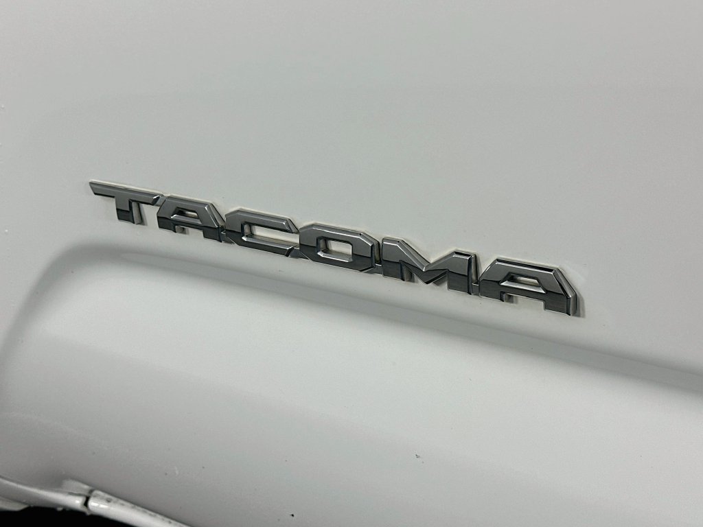Used 2023 Toyota Tacoma SR5 w/ Technology Package AWD/4WD image 28