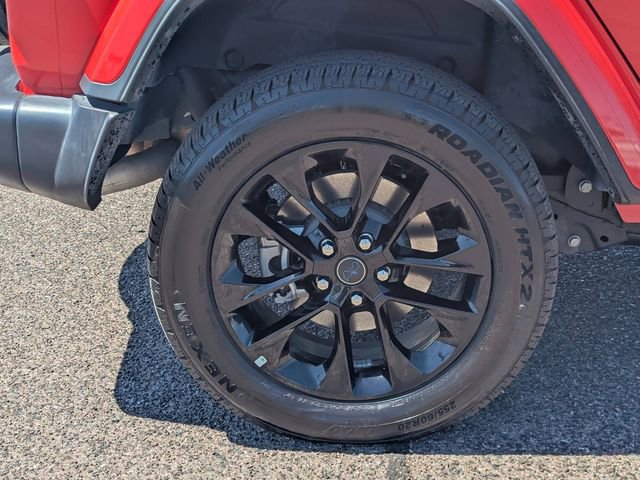 Used 2025 Jeep Wrangler Unlimited Sahara w/ Safety Group image 9