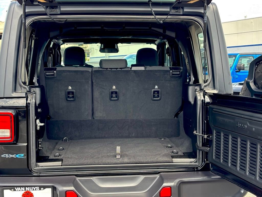 Used 2025 Jeep Wrangler Unlimited Sport S 4xe image 26