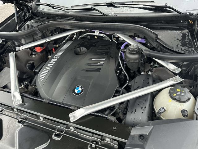 Certified 2024 BMW X7 xDrive40i image 17