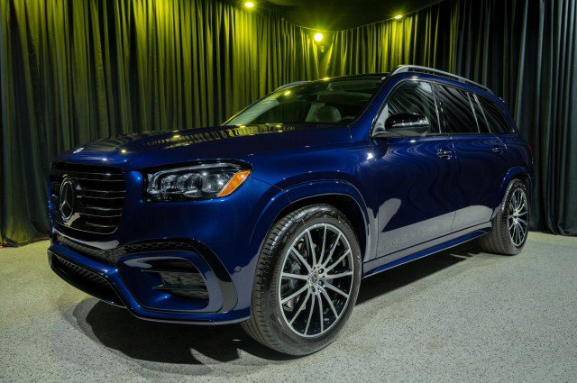New 2026 Mercedes-Benz GLS 450 4MATIC