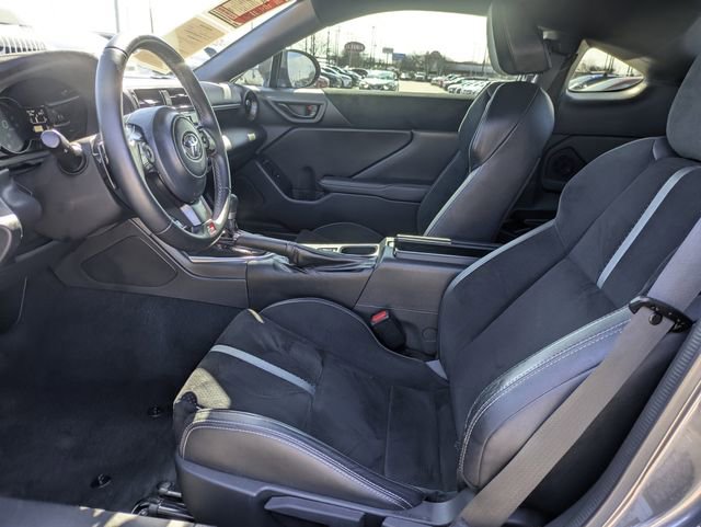 Used 2023 Toyota GR86 Premium image 24