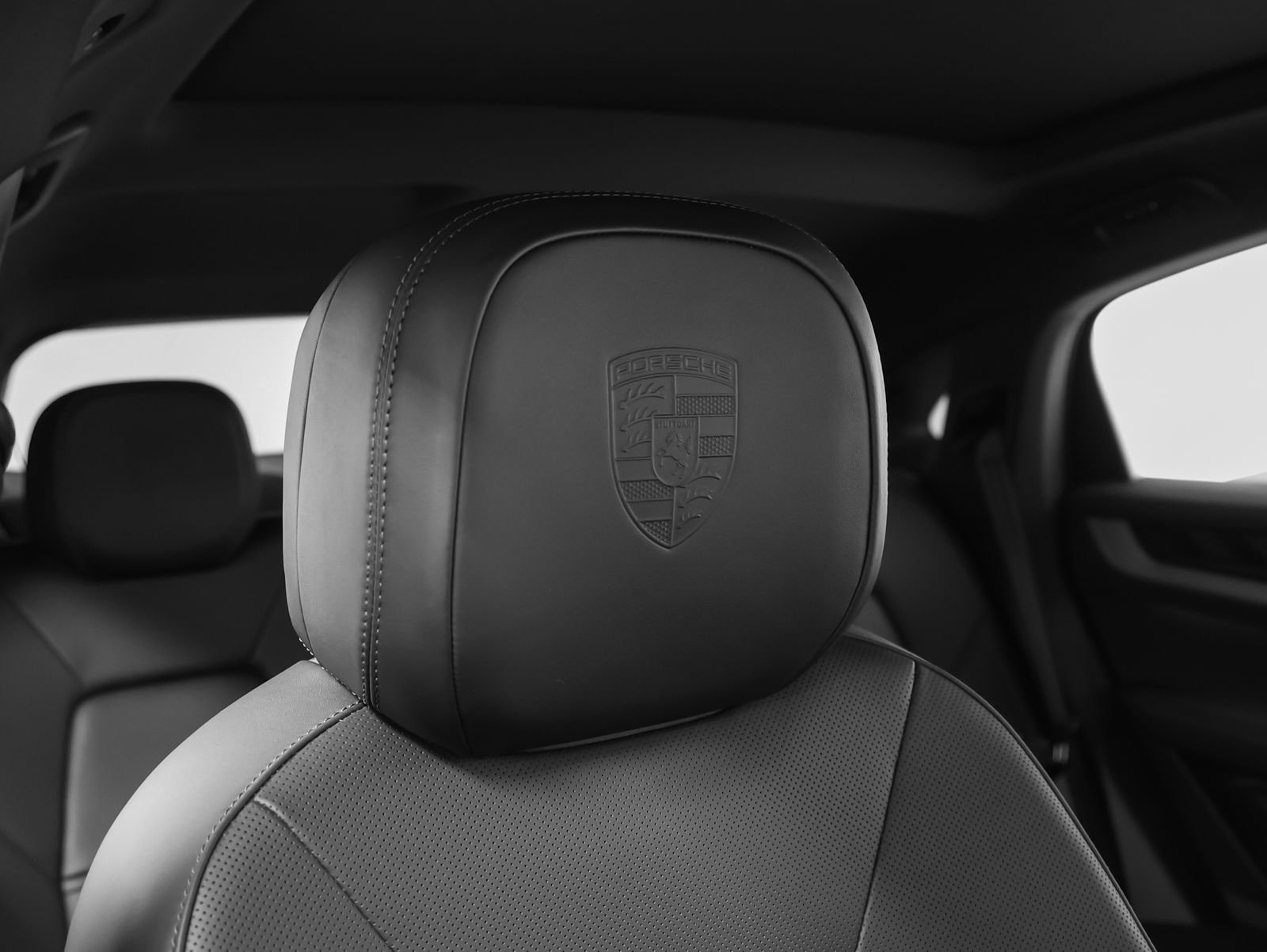 New 2026 Porsche Cayenne Coupe AWD/4WD image 24