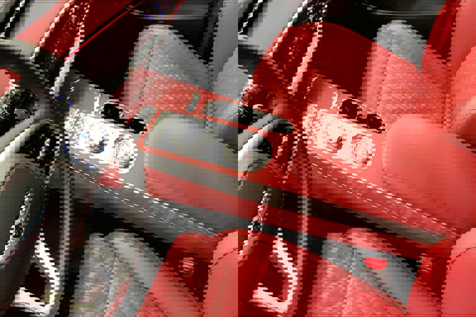 Used 2022 Genesis GV70 3.5T Sport w/ Sport Advanced Package image 26