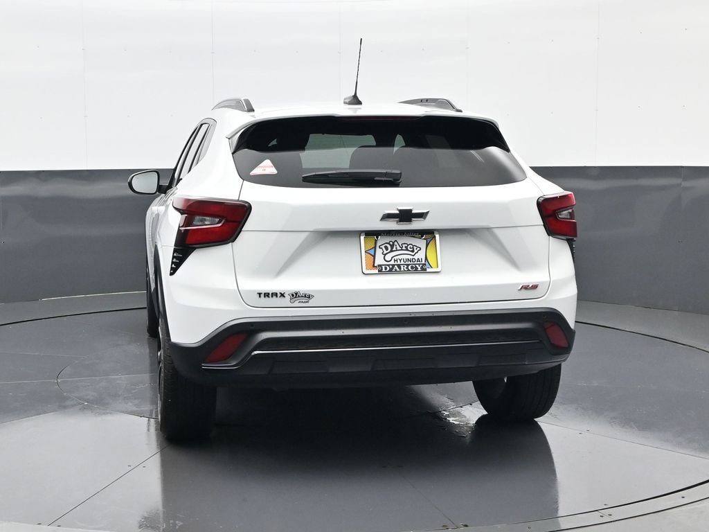 Used 2024 Chevrolet Trax RS w/ Driver Confidence Package FWD image 6