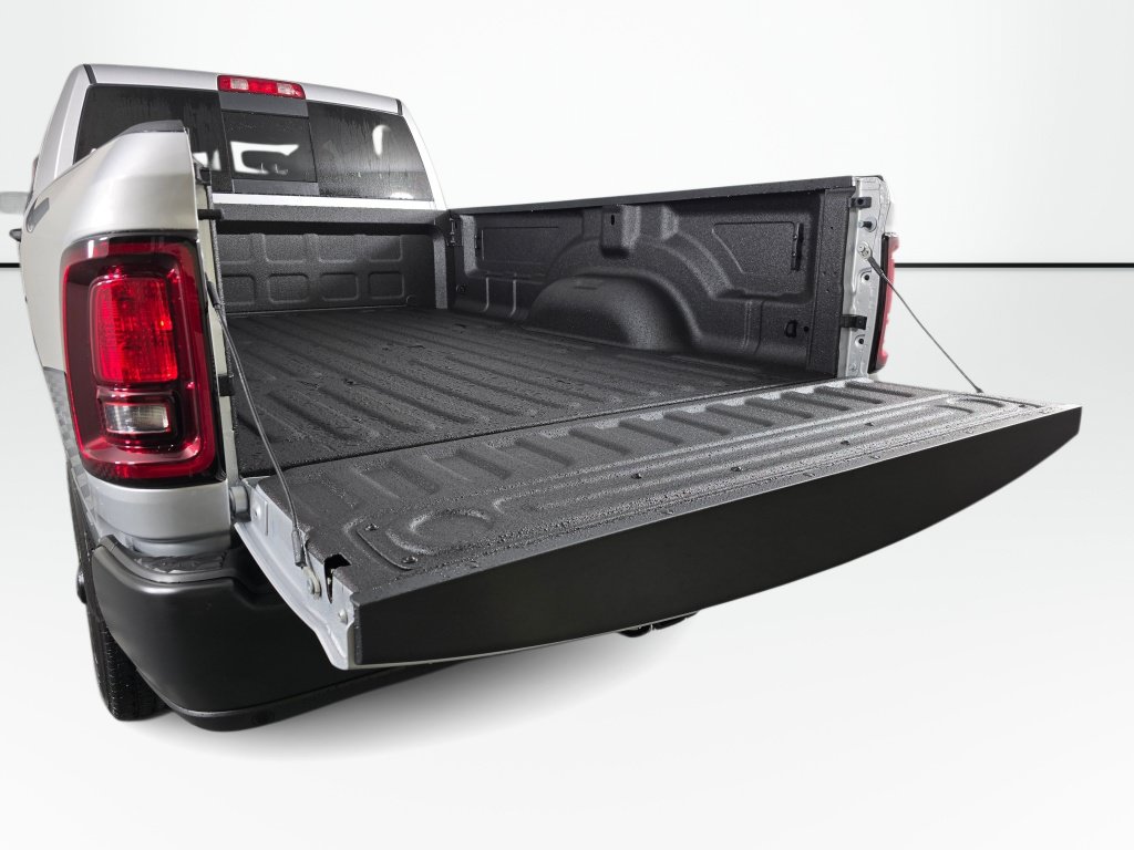 New 2026 RAM 2500 Tradesman AWD/4WD image 15