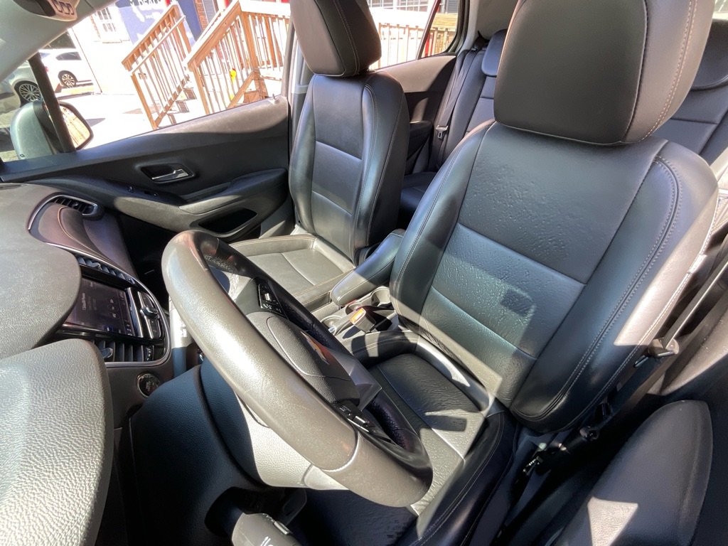 Used 2020 Chevrolet Trax Premier image 15