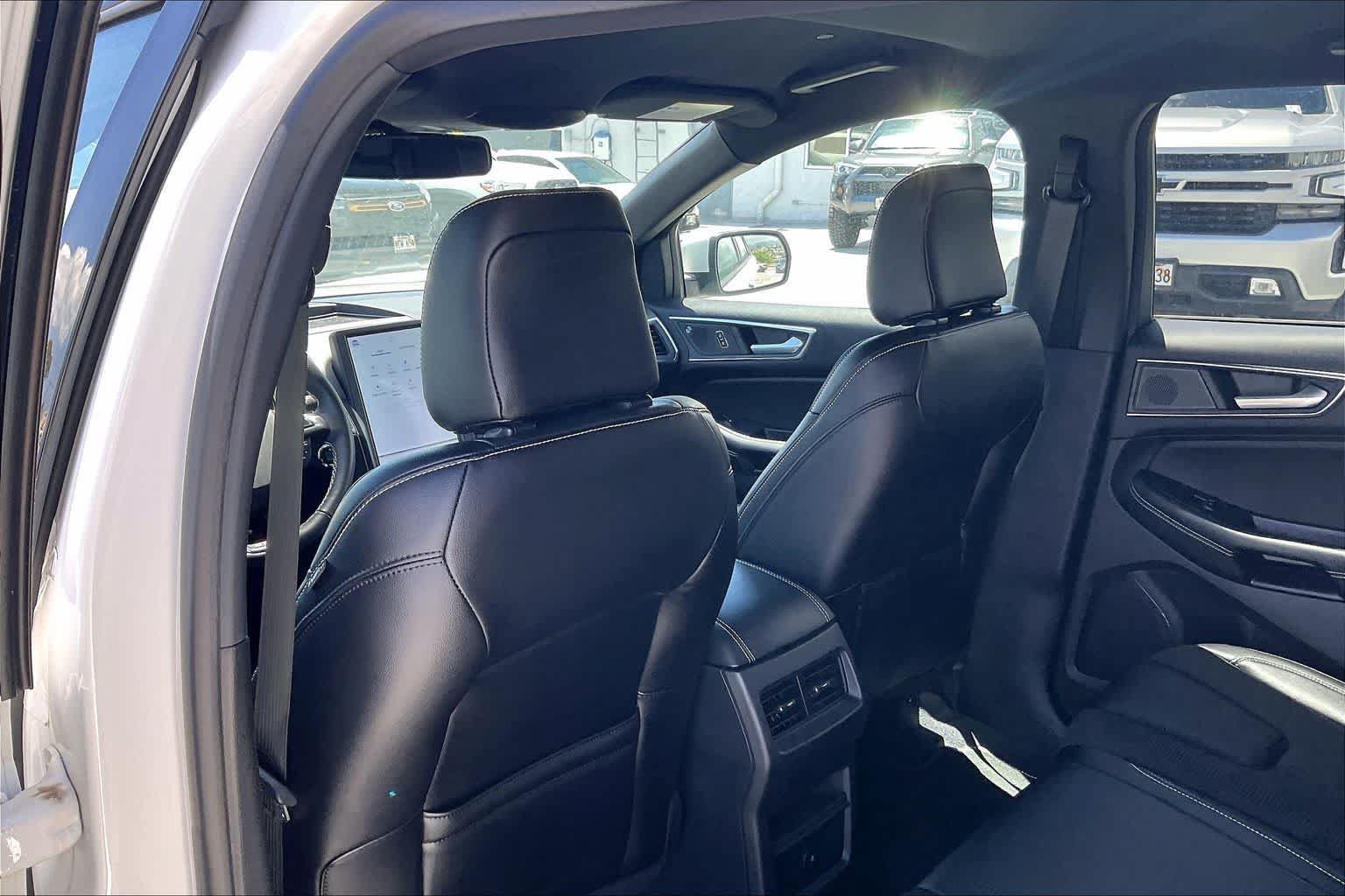 Used 2023 Ford Edge ST AWD/4WD image 12