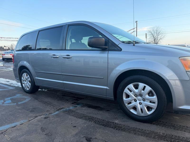 Used 2015 Dodge Grand Caravan SE w/ Quick Order Package 29E SE image 37