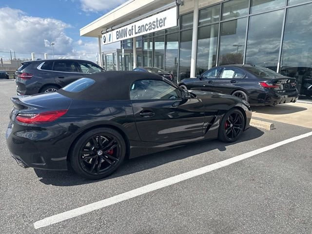 Used 2022 BMW Z4 M40i w/ Premium Package image 11