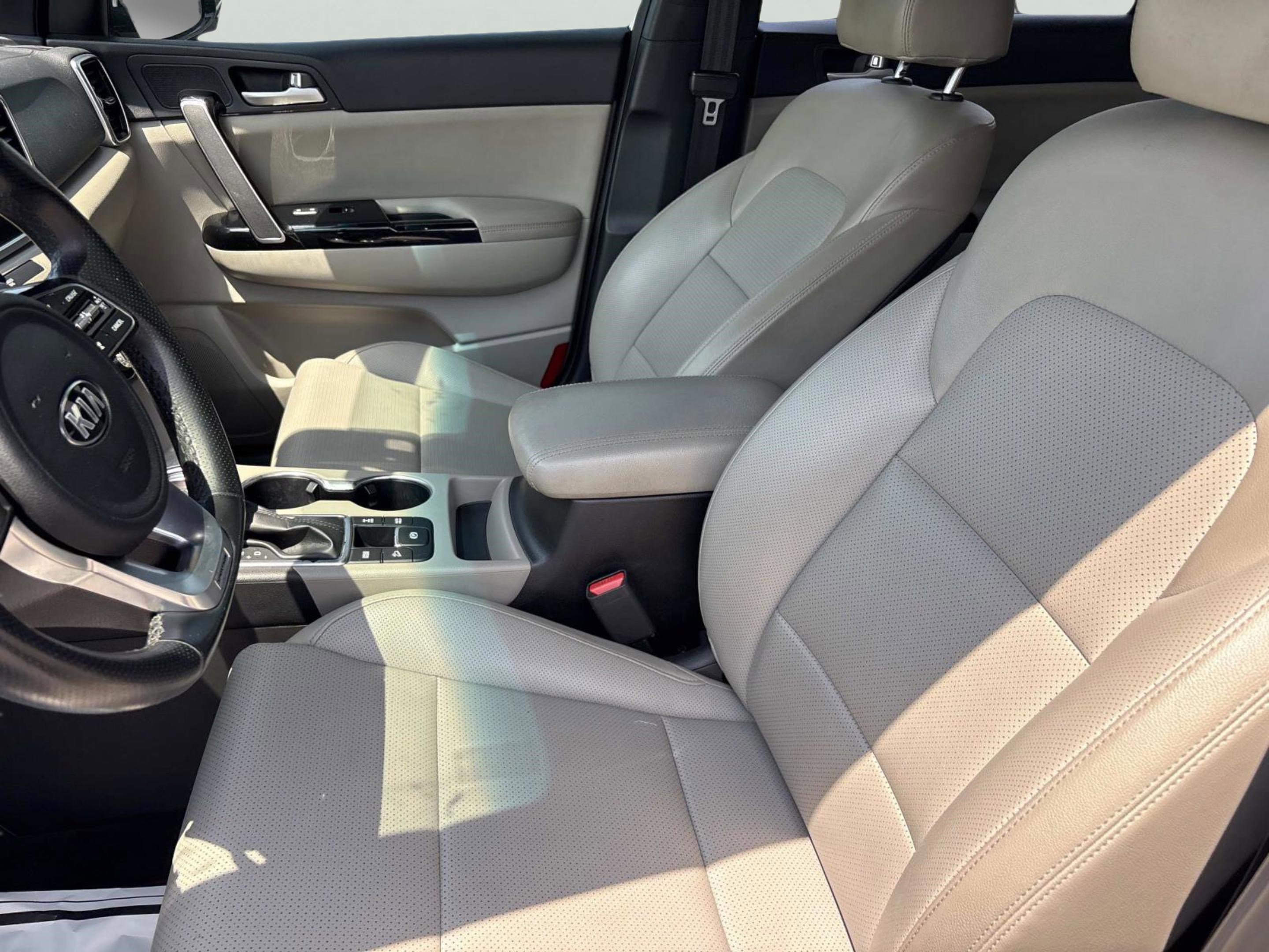 Used 2022 Kia Sportage Nightfall Edition w/ Nighfall AWD Premium Package image 22