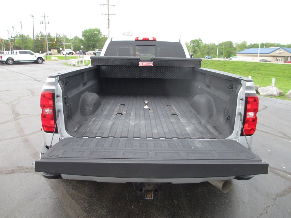 Used 2017 GMC Sierra 3500 Denali w/ Duramax Plus Package AWD/4WD image 8