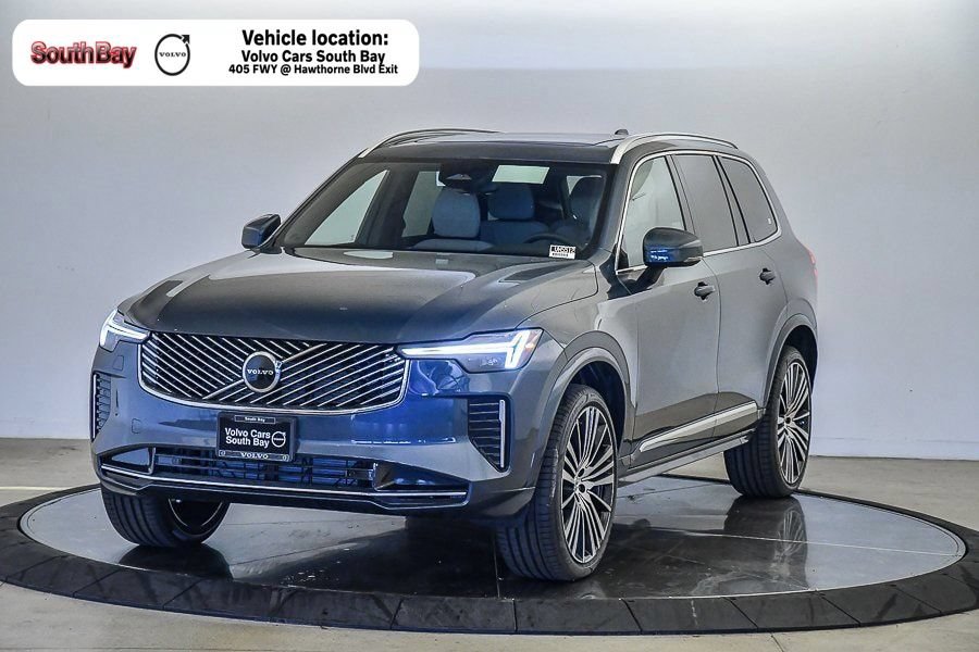 Used 2025 Volvo XC90 B5 Core w/ Protection Package Premier AWD/4WD image 1
