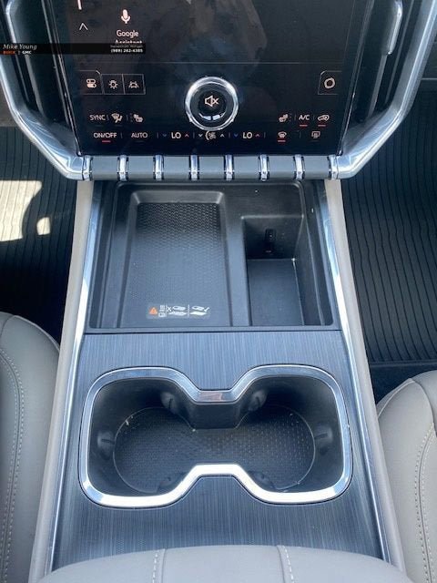 New 2026 GMC Acadia Elevation w/ Elevation Premium Package FWD image 23