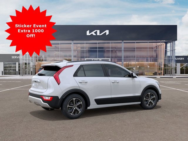 New 2025 Kia Niro EX image 7