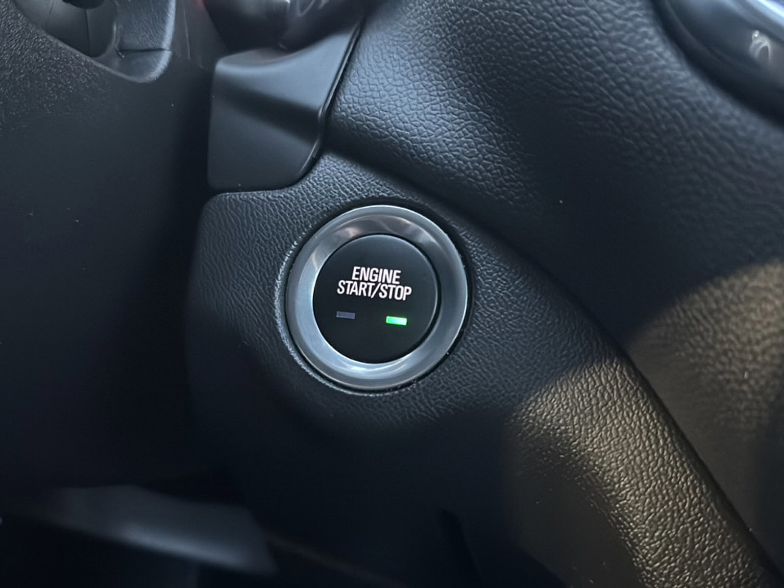 Used 2023 Chevrolet Equinox LT image 34