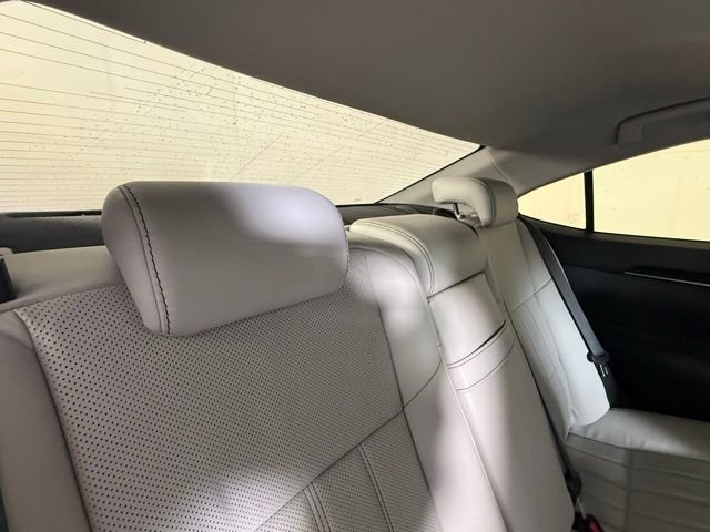 Used 2018 Lexus ES 350 350 w/ Luxury Package w/Wood Trim image 30