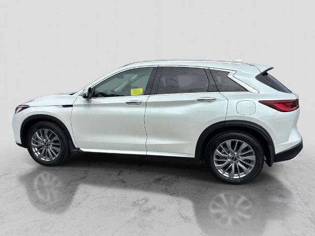 Certified 2025 INFINITI QX50 Luxe AWD/4WD image 2