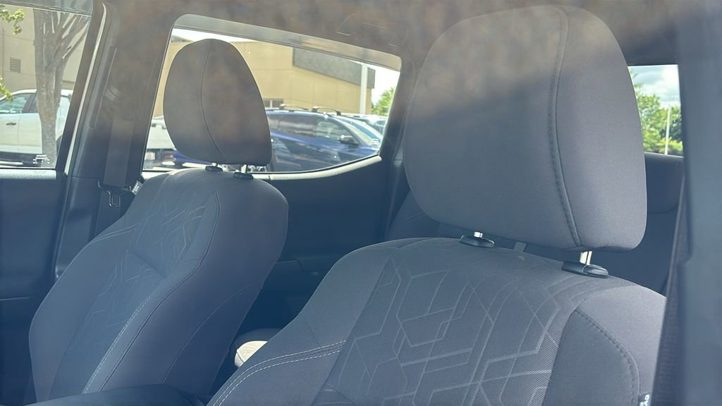Used 2019 Toyota Tacoma TRD Off-Road w/ Technology Package AWD/4WD image 25