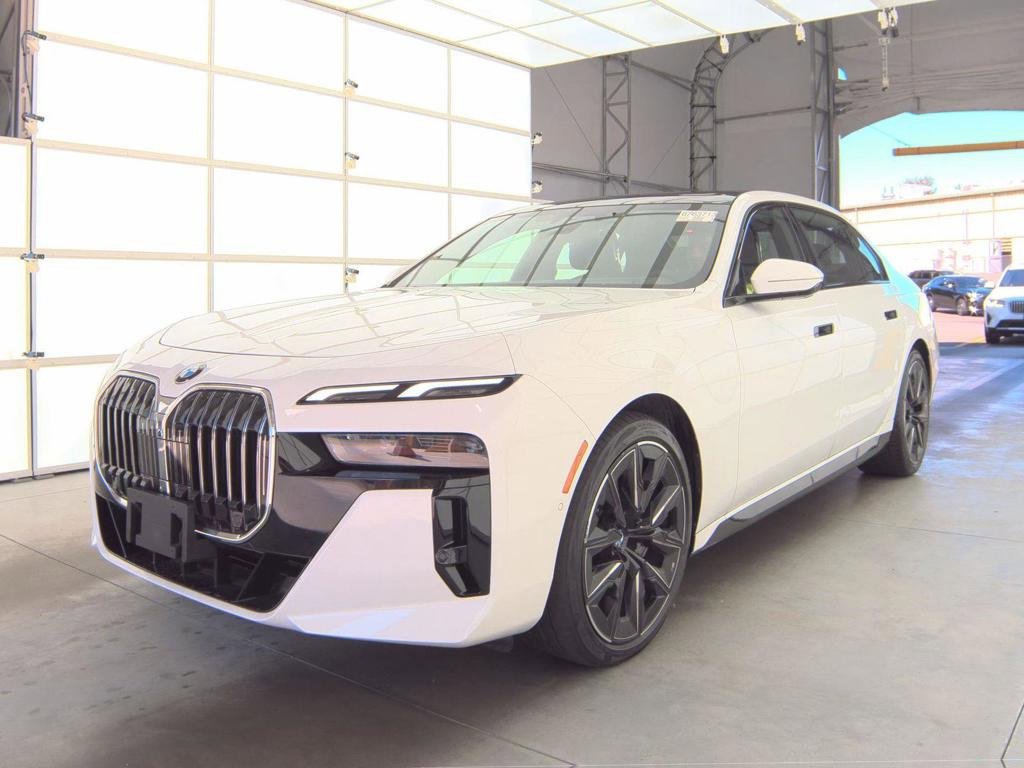 Certified 2023 BMW 760i xDrive